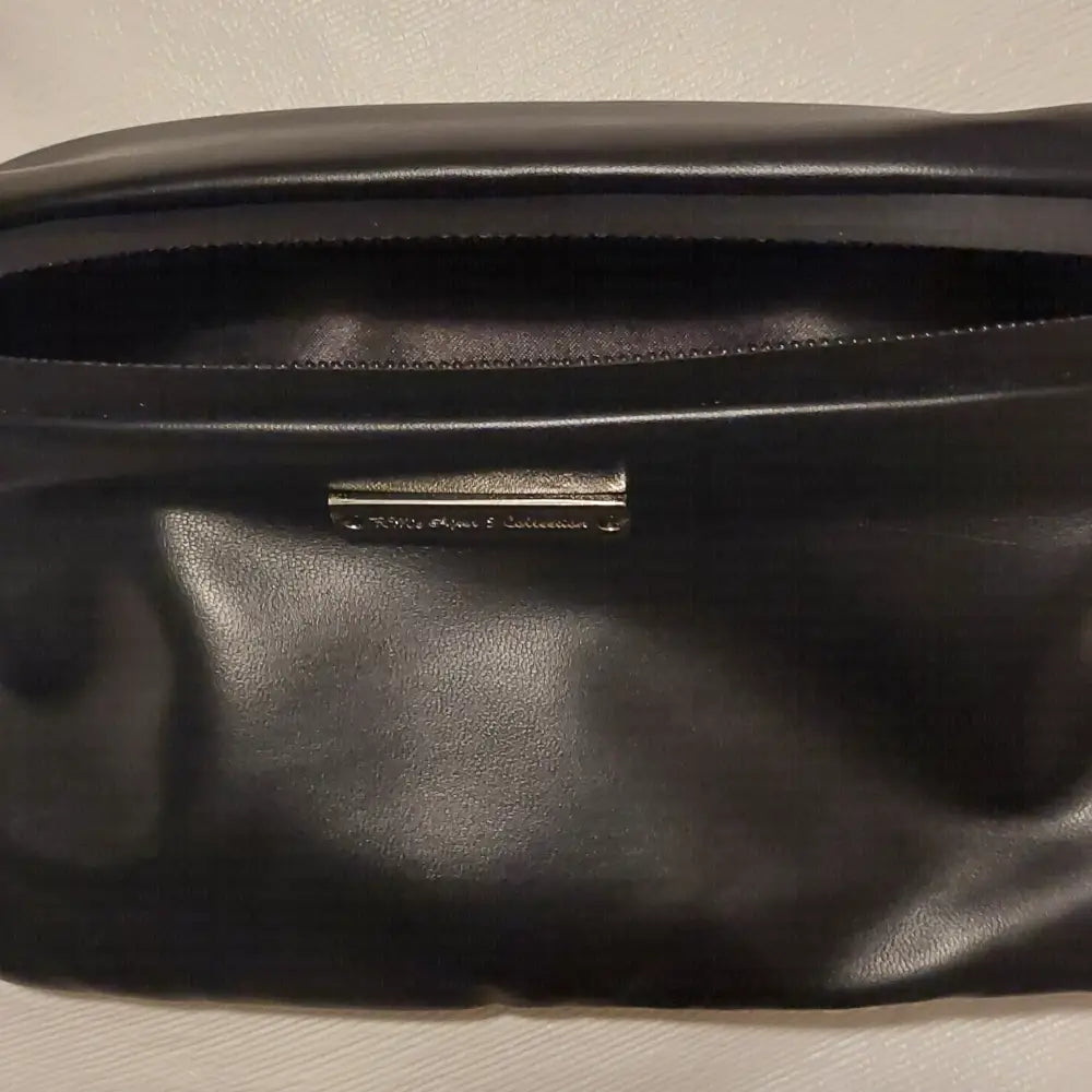 TennisSports Pouch in Black Mesh wbelt and Military Buckle